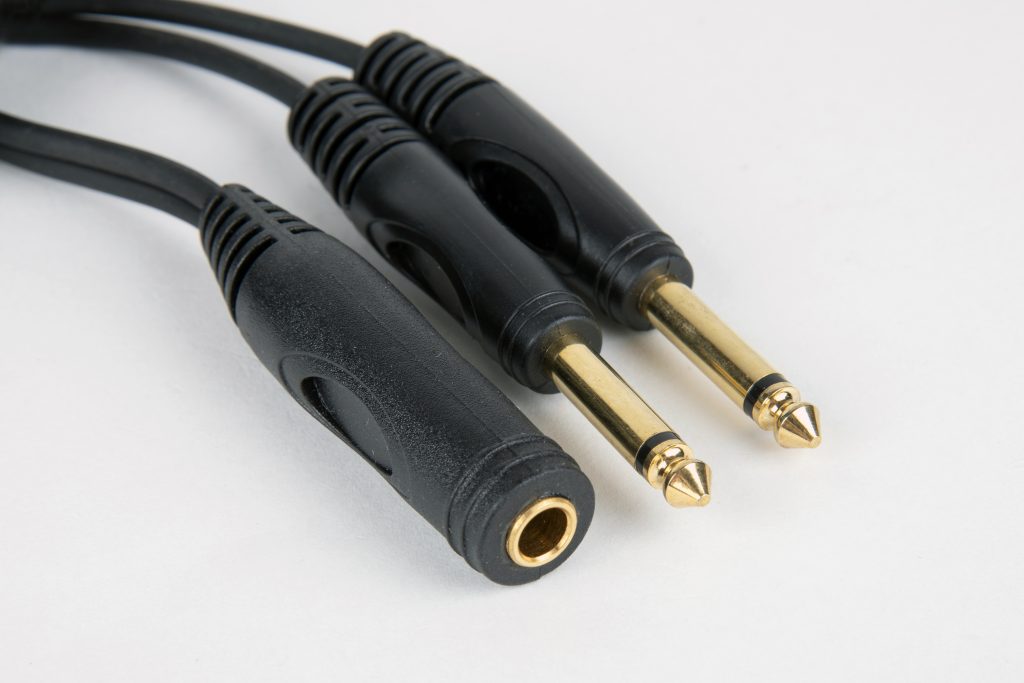 1/4" mono jack socket to 2x 1/4" mono jack plugs 0.2 metre Kenton